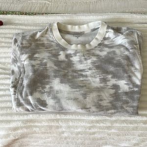 Athleta Crew neck sweatshirt